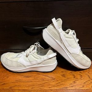 Men’s Nike Waffle Debut 👟